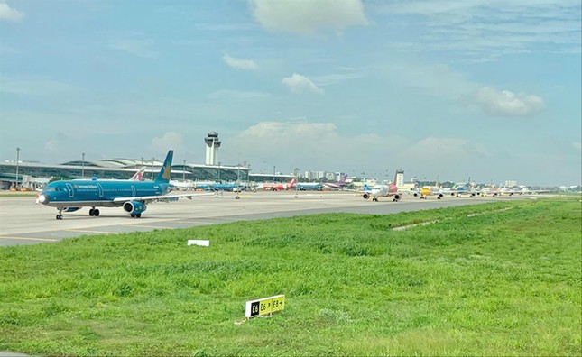Gia tăng gây rối hàng không: Phương tiện thời thượng, ứng xử tiểu nông ảnh 1