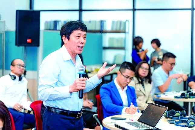 Đau đáu nhân tài ảnh 2