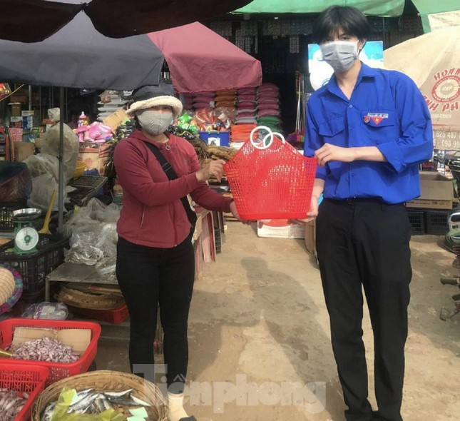 Nhiều thông điệp bảo vệ môi trường tại Ngày Chủ nhật xanh ảnh 7