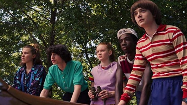 Nam diễn viên 'Stranger Things' công khai đồng tính ảnh 1