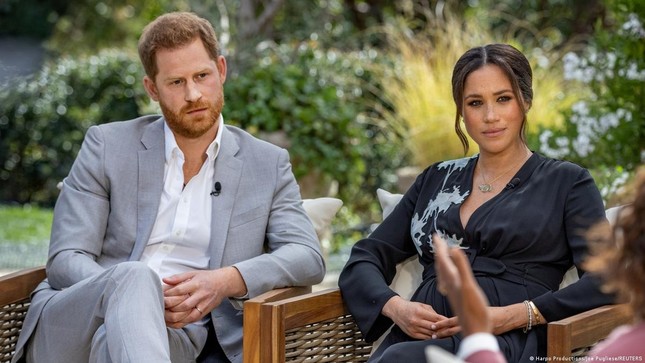 Meghan Markle than vãn không có tiền ảnh 1