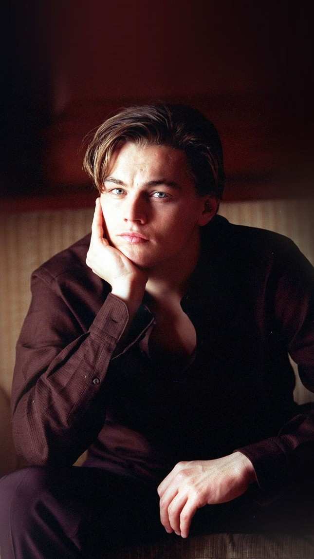 Thân hình Leonardo DiCaprio tuổi 49 ảnh 5