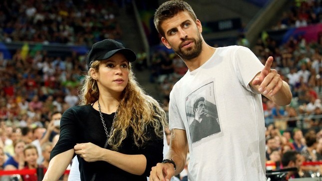 Shakira: 'Pique ngoại tình lúc cha tôi bệnh nặng' ảnh 2