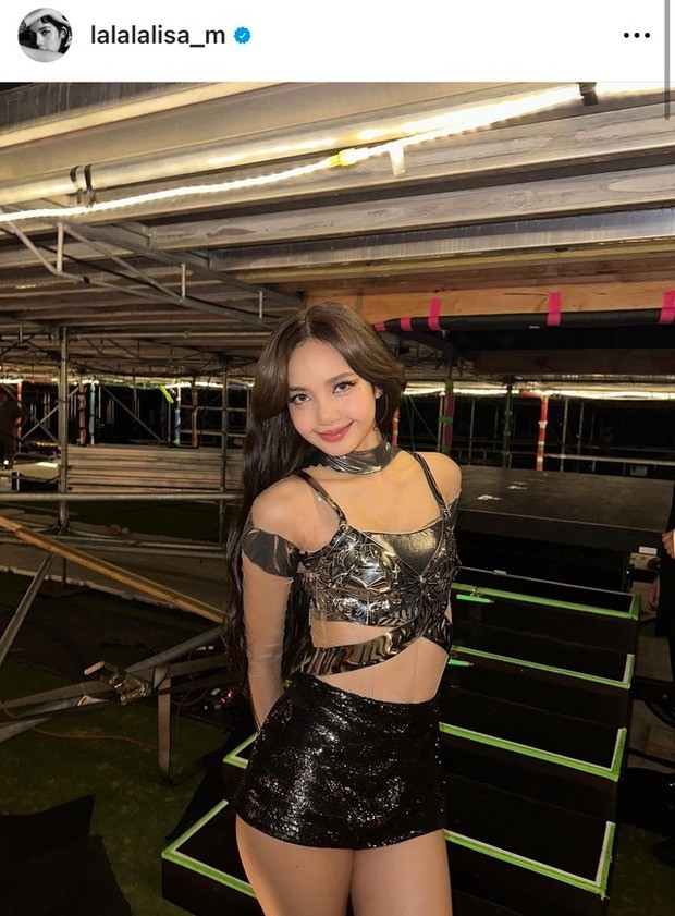 Động thái của BlackPink giữa lúc YG 'ngồi trên đống lửa' ảnh 1