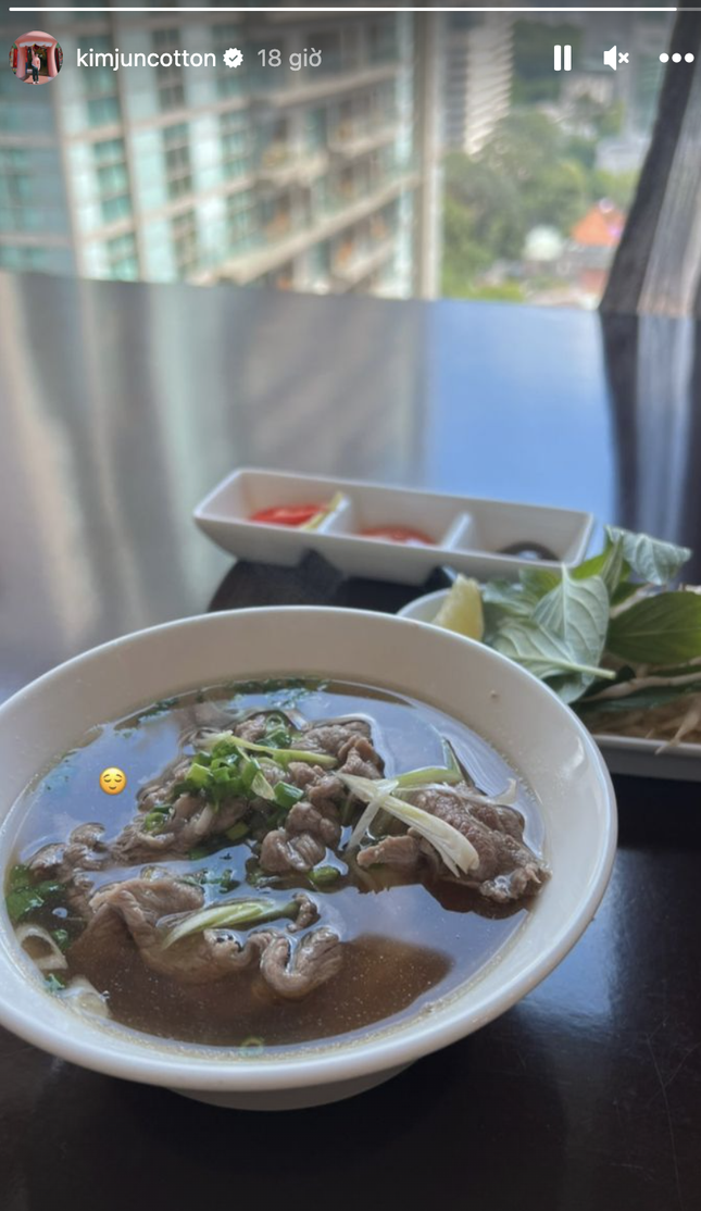 Nam ca sĩ Hàn mê phở Việt Nam ảnh 4