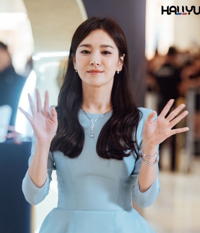 Ảnh đời thường Song Hye Kyo ở tuổi 42 ảnh 2