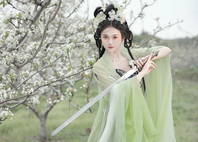 Vị hoàng hậu là mỹ nhân giỏi võ, đánh giặc cực giỏi nhưng số phận cực thảm ảnh 1