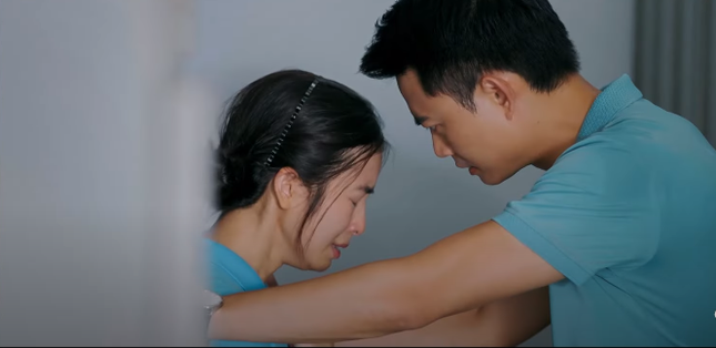 'Làng trong phố' tập 10: Mến (Doãn Quốc Đam) tuyên bố 'núp váy vợ là vinh quang' ảnh 3