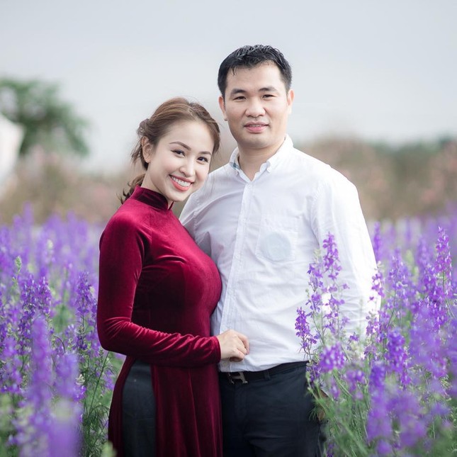 Vân Hugo lần đầu công khai rõ mặt ông xã doanh nhân ảnh 1