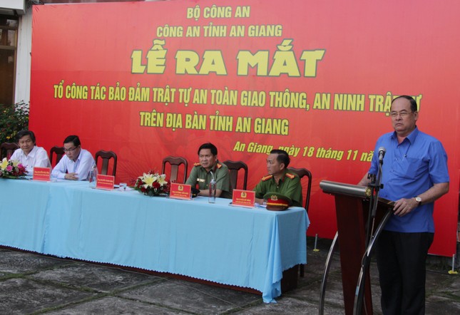 Công an An Giang lập 12 tổ công tác, xử lý vi phạm giao thông không 'vùng cấm' ảnh 3