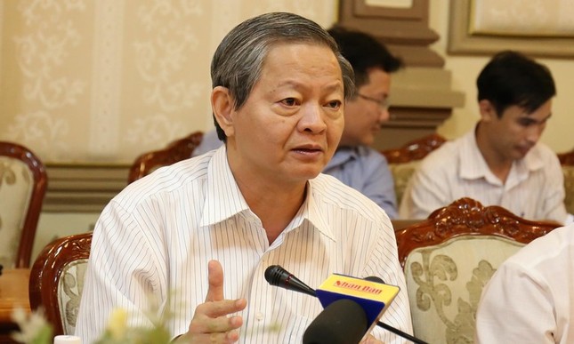 Ông Lê Văn Khoa xin thôi chức Phó Chủ tịch TPHCM ảnh 1