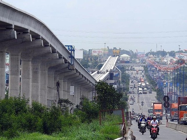 Thủ tướng Nguyễn Xuân Phúc thị sát dự án metro Bến Thành – Suối Tiên ảnh 5