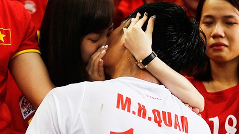 Hot girl công khai chia tay tiền đạo Mạc Hồng Quân ảnh 1