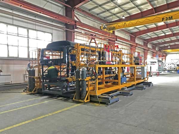 Thaco chuyển giao công nghệ sản xuất xe bus Thaco HB73S cho đối tác ảnh 2