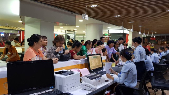 Khoá SIM chỉ sau 1 tin nhắn thông báo: Nhà mạng có phạm luật? ảnh 1