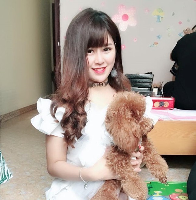Cả tuổi thơ bị bắt nạt, anh trai mỗi ngày vẫn gọi em gái về ăn cơm ảnh 1