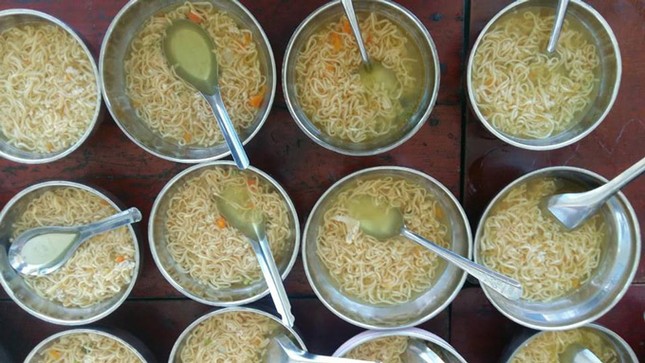 Hiệu trưởng cắt xén suất ăn sáng của trẻ ở Hậu Giang bị kỷ luật ảnh 1