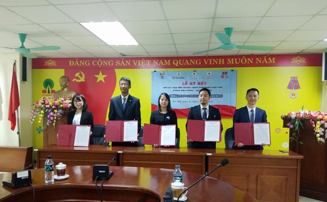 Hợp tác quốc tế - tầm nhìn chiến lược trong hoạt động hướng nghiệp ảnh 1