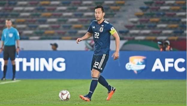 Chân dung 'lá chắn thép' của tuyển Nhật Bản khiến Quang Hải, Công Phượng 'đau đầu' ảnh 1