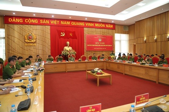 Bộ trưởng đốc tiến độ điều tra các vụ án kinh tế, tham nhũng trọng điểm ảnh 1