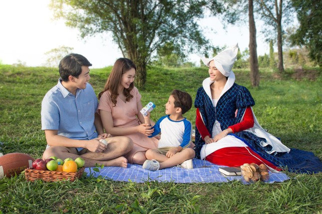 Sữa tươi Cô Gái Hà Lan và cách định vị thương hiệu từ chữ “chuẩn” ảnh 4