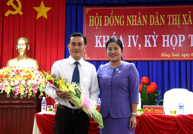 Kiện toàn nhân sự 5 tỉnh thành ảnh 2