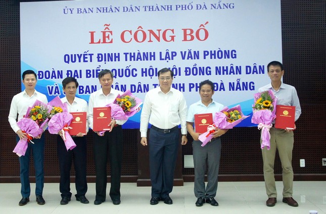 Kiện toàn nhân sự 5 tỉnh thành ảnh 4