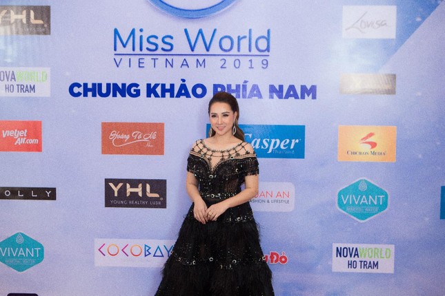 Hằng Lê lộng lẫy với vai trò cố vấn sắc đẹp ở chung khảo phía Nam Miss World VN ảnh 1