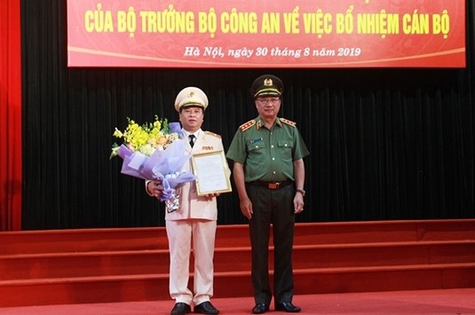 Công bố quyết định của Bộ trưởng Công an về công tác cán bộ ảnh 2