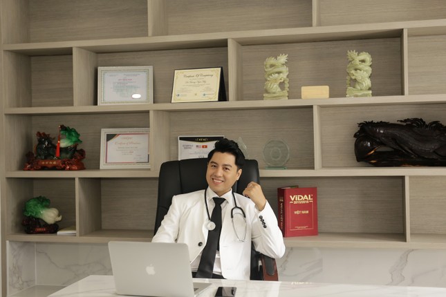 Trương Ngọc Huy – ‘Giúp mọi người có làn da khỏe đẹp là sứ mệnh của tôi’ ảnh 2
