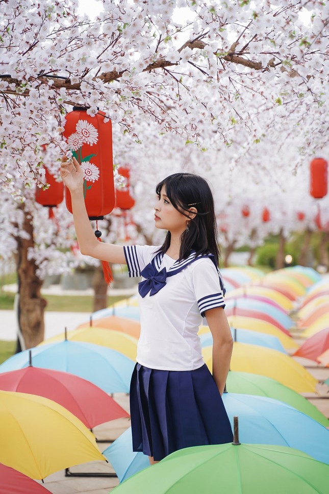 Màn diễu hành Cosplay siêu hoành tráng tại lễ hội hoa xuân xuyên tết ở Vinhomes ảnh 3