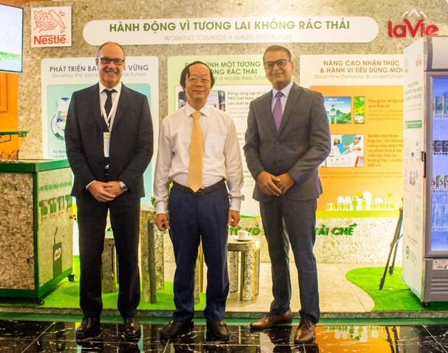 Nestlé Việt Nam và La Vie tiếp tục hành động vì một tương lai không rác thải ảnh 1