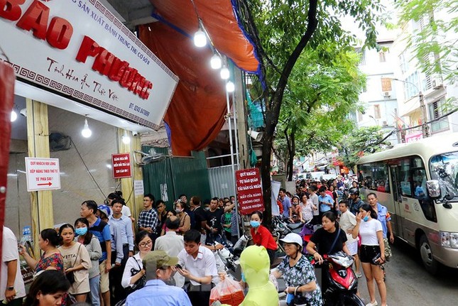Bí kíp ngồi nhà mua bánh Trung thu Bảo Phương chỉ bằng 1 thao tác ảnh 1