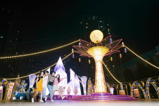 'Bật mí' điểm check-in lý tưởng không thể bỏ qua cho giới trẻ mùa Trung thu 2020 ảnh 2