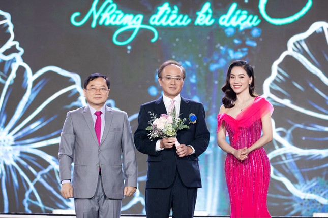 Aqua Việt Nam góp phần mang đến thành công cho đêm bán kết HHVN 2020 ảnh 4