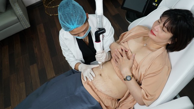 Phòng khám chuyên khoa thẩm mỹ JK độc quyền công nghệ trị rạn tái cấu trúc Healing Scar ảnh 2