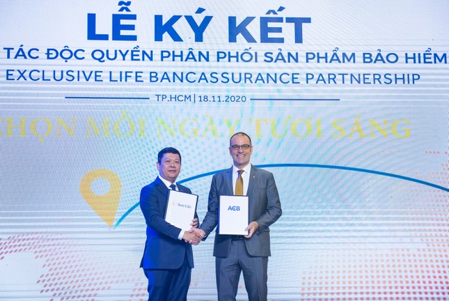 Góc nhìn từ thương vụ ACB và Sun Life: cú bắt tay ” Win – Win” trong bối cảnh Covid ảnh 1