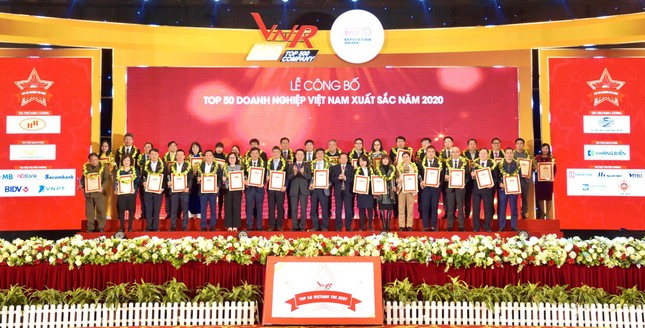 Vinh danh Top 50 doanh nghiệp Việt Nam xuất sắc năm 2020 ảnh 1
