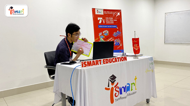 iSMART chuẩn bị nhiều phương án học trực tuyến tiếng Anh thông qua Toán và Khoa học cho học sinh ảnh 2
