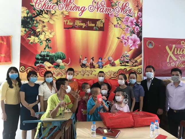 Nova Group đồng hành cùng hộ nghèo, nạn nhân chất độc da cam tỉnh Đồng Nai ảnh 2