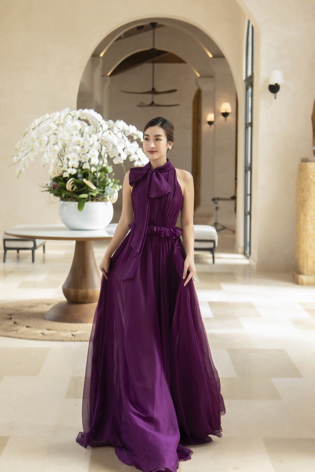 Hoa hậu Đỗ Mỹ Linh khám phá khu nghỉ dưỡng sắp khai trương ở Mũi Né ảnh 3