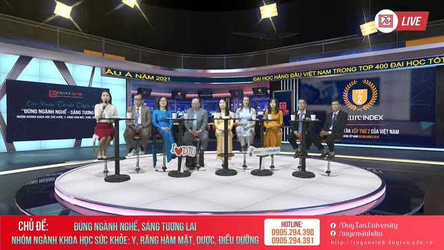 DTU phát sóng chuỗi Livestream Tư vấn Tuyển sinh 2021 ảnh 3