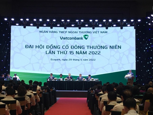 Đại hội đồng cổ đông 2022: Vietcombank giữ vững vị trí ngân hàng số 1 ảnh 1