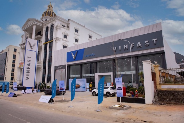 VinFast khai trương showroom 3S đầu tiên tại Lai Châu ảnh 1