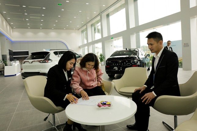 VinFast khai trương showroom 3S đầu tiên tại Lai Châu ảnh 4