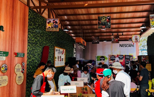 Hành trình từ hạt cà phê trên nông trại đến ly Nescafé cho người yêu cà phê Việt ảnh 4