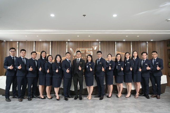 Chứng khoán Nhất Việt (VFS) thay đổi nhận diện: 15 năm vút tầm thương hiệu ảnh 1