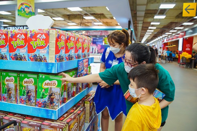 Nhãn hàng bánh ngũ cốc ăn sáng Nestlé hợp tác cùng Warner Bros tạo sân chơi cho trẻ mùa hè 2023 ảnh 2