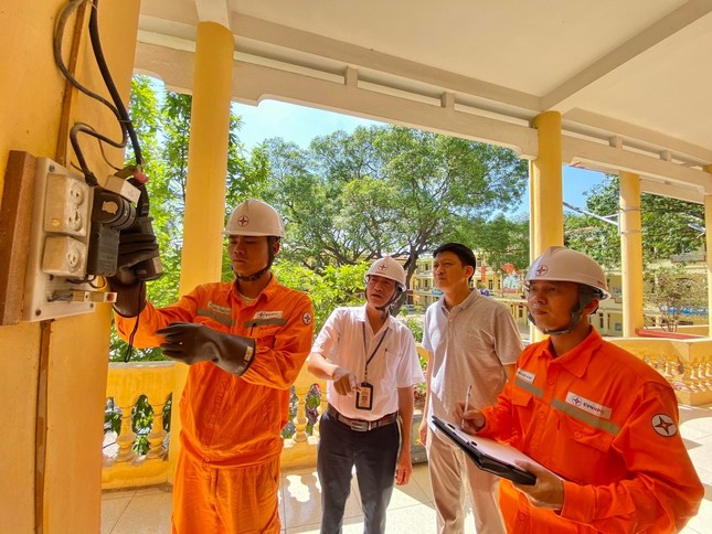 Điện thương phẩm của EVNNPC tháng 5 tăng gần 6% so với cùng kỳ ảnh 1