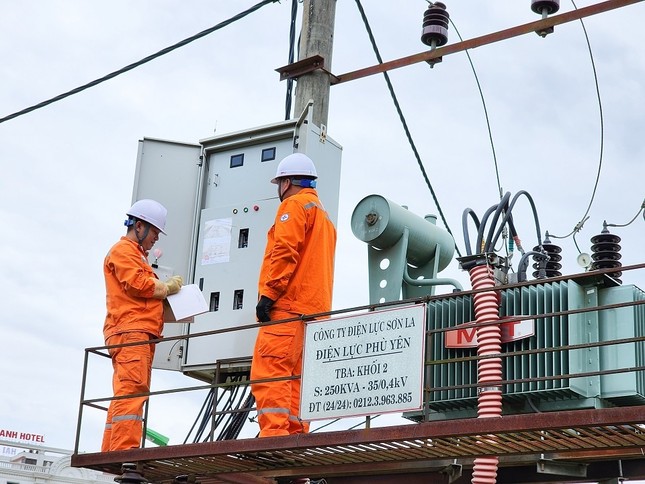 Điện thương phẩm của EVNNPC tháng 5 tăng gần 6% so với cùng kỳ ảnh 3